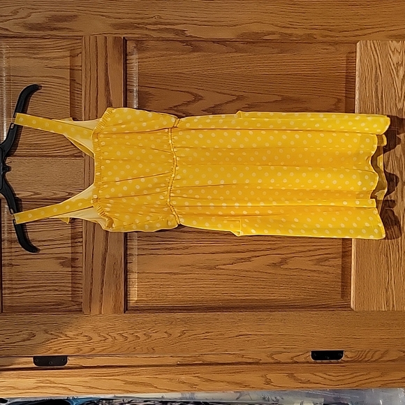Yello Polka-dot Dress - Picture 3 of 6